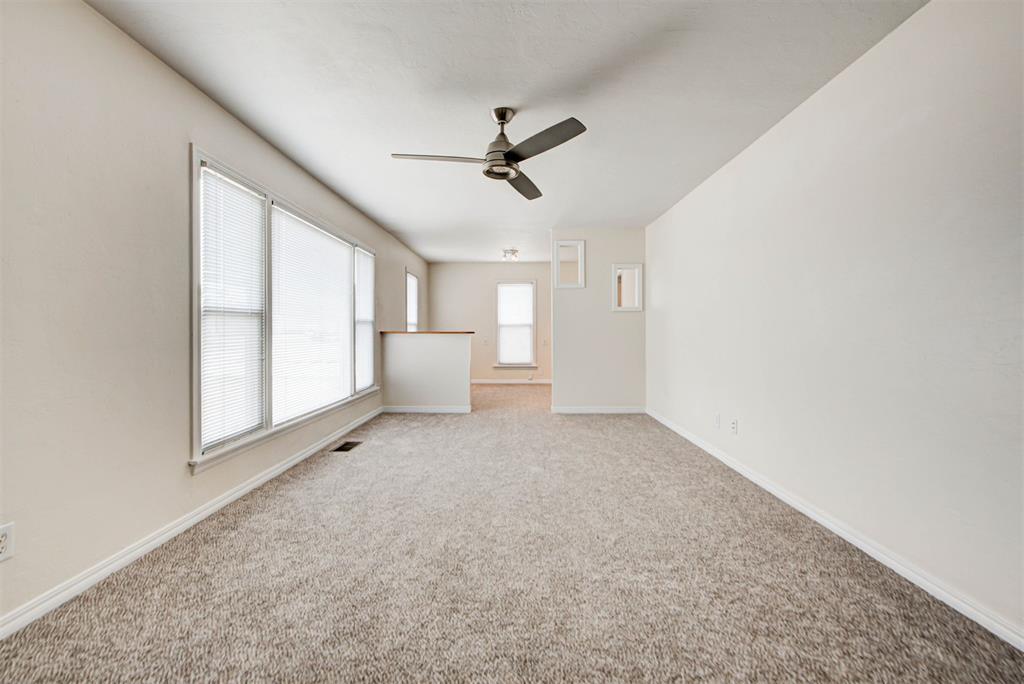 2219 N Quapah Avenue Property Photo 5