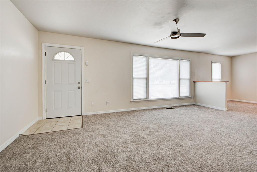 2219 N Quapah Avenue Property Photo 7
