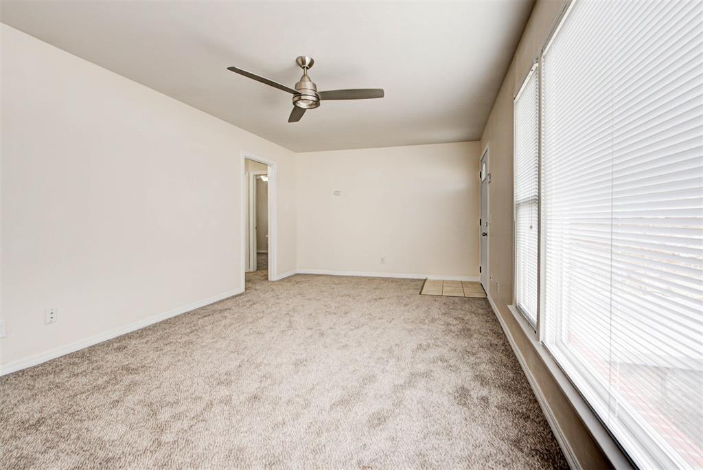 2219 N Quapah Avenue Property Photo 8