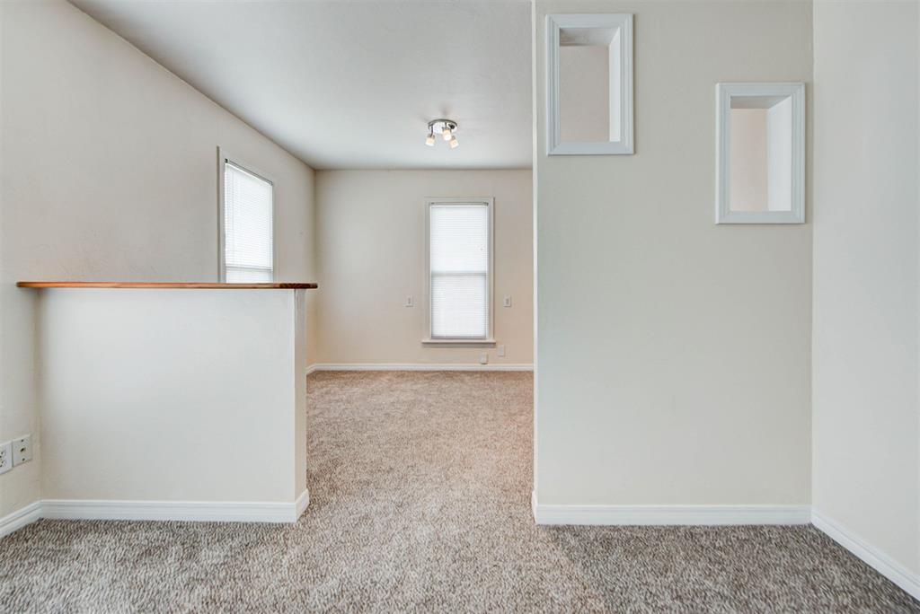2219 N Quapah Avenue Property Photo 10