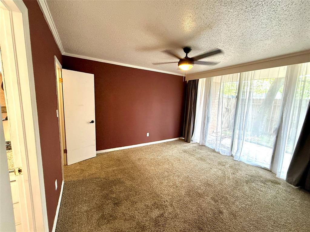 6100 N Brookline Avenue 25 Property Photo 7