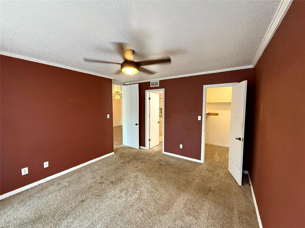 6100 N Brookline Avenue 25 Property Photo 8