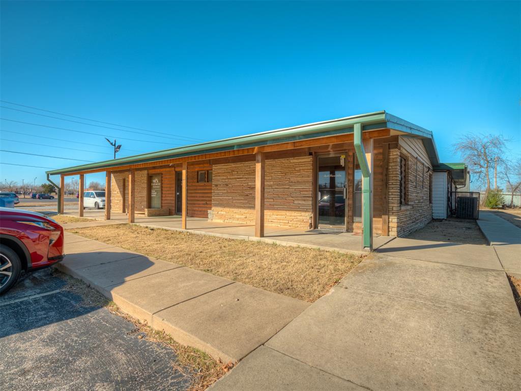 1045 Sw 89th Street Property Photo 6