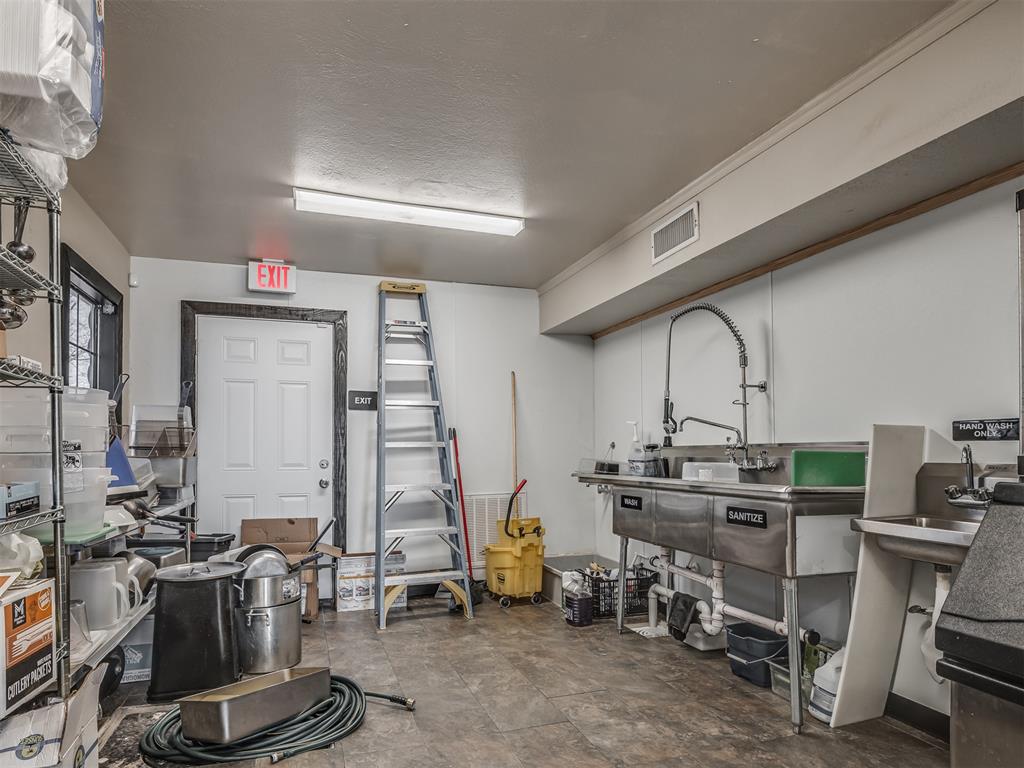 1045 Sw 89th Street Property Photo 33