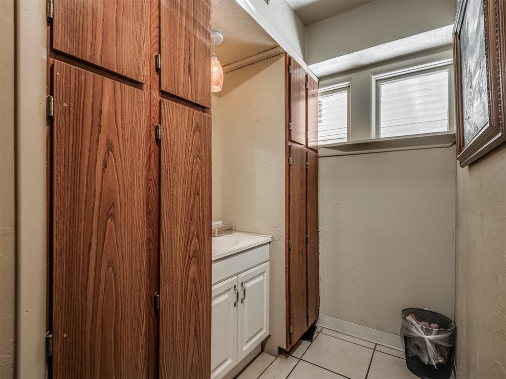 1045 Sw 89th Street Property Photo 43
