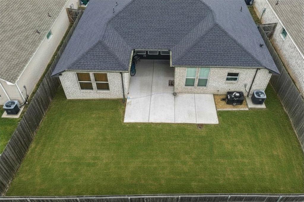 15809 Bison Drive Property Photo 4