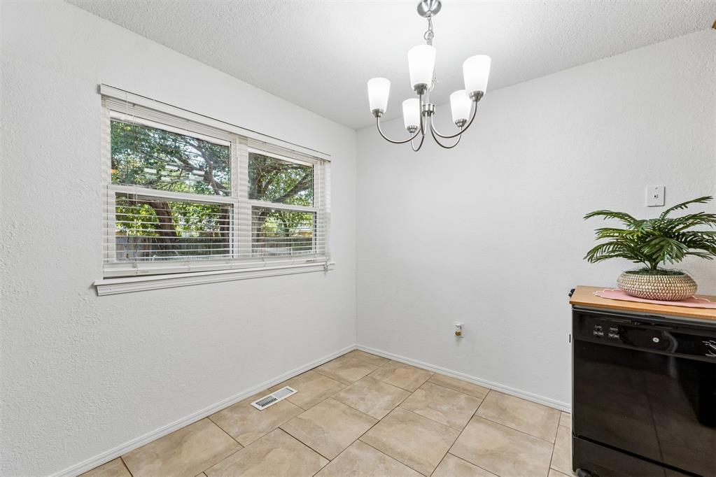 708 Willow Ridge Place Property Photo 12