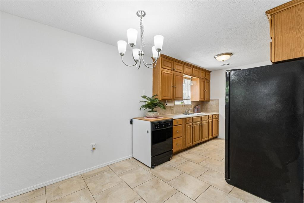 708 Willow Ridge Place Property Photo 13