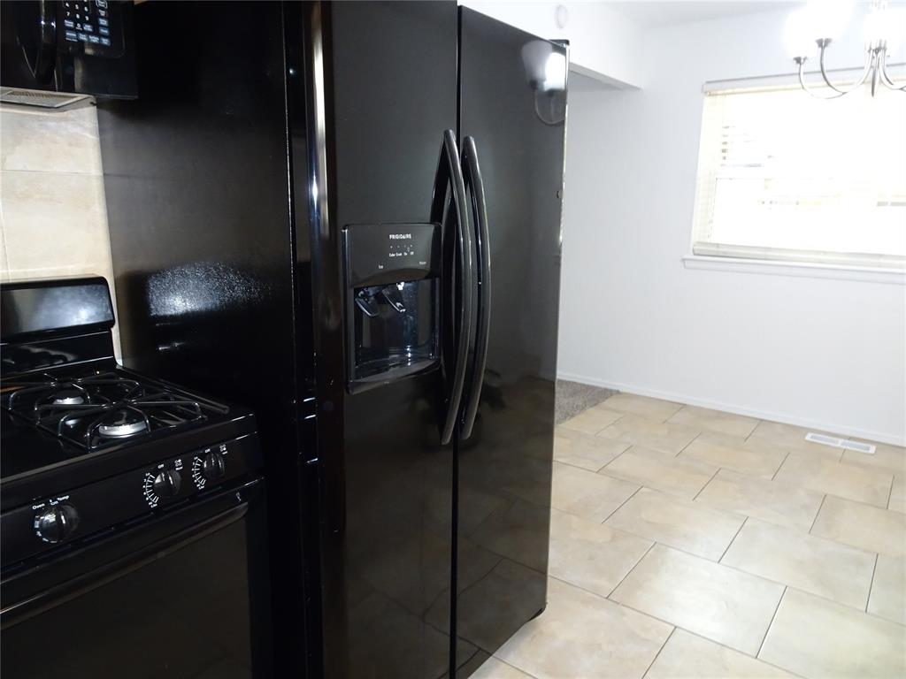 708 Willow Ridge Place Property Photo 17