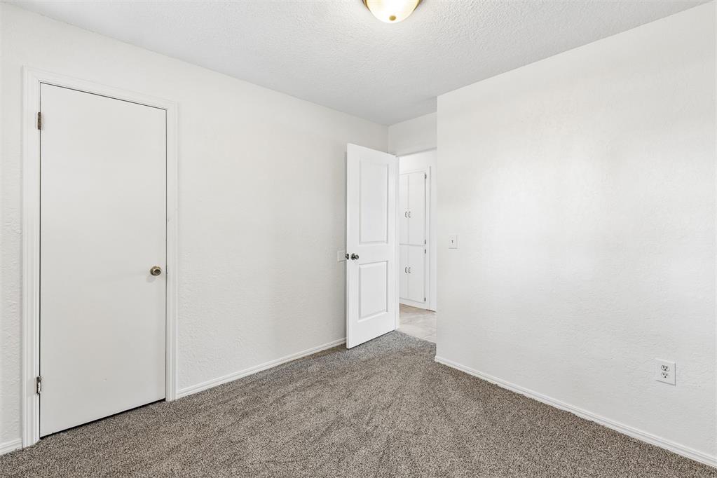 708 Willow Ridge Place Property Photo 20