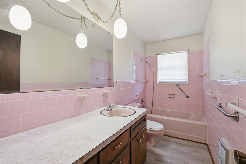 22683 Us Highway 77 Property Photo 17