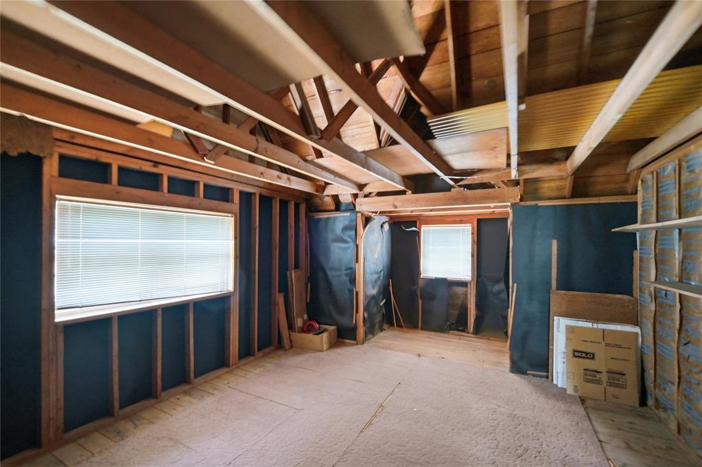 22683 Us Highway 77 Property Photo 26