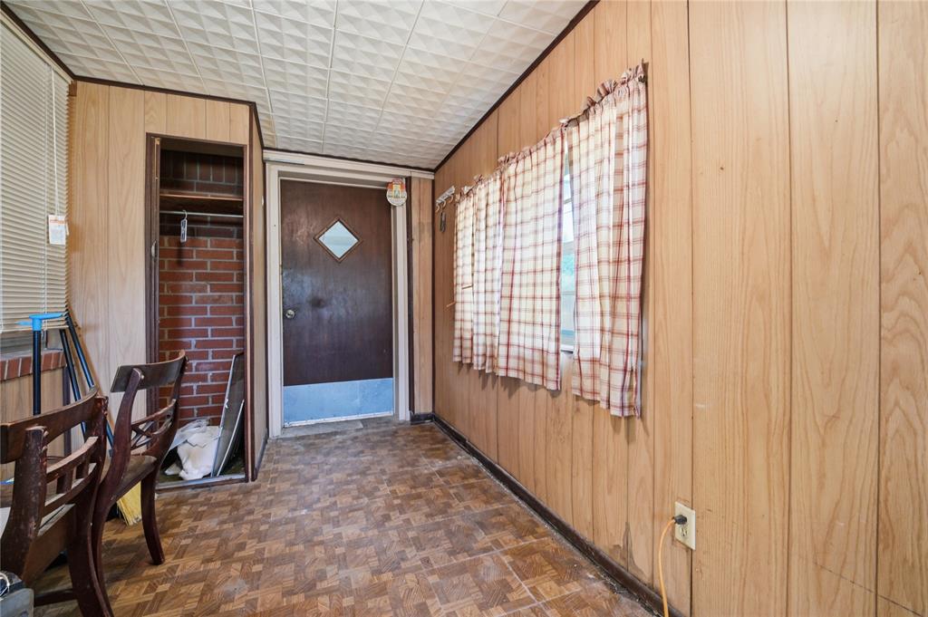 22683 Us Highway 77 Property Photo 29