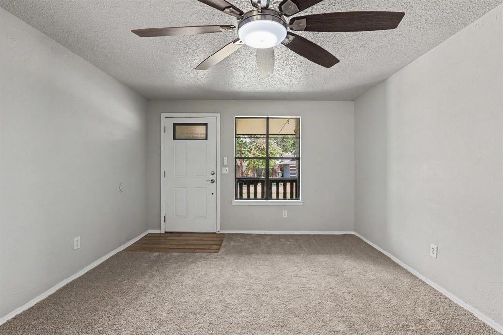 3416 Hillside Drive Property Photo 3