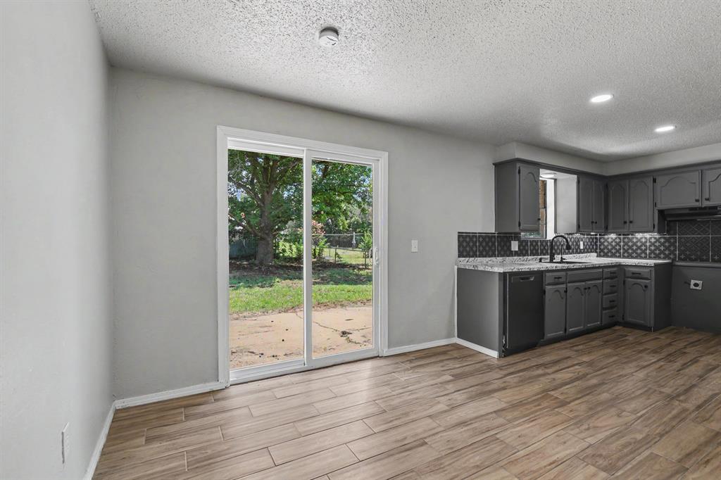 3416 Hillside Drive Property Photo 8
