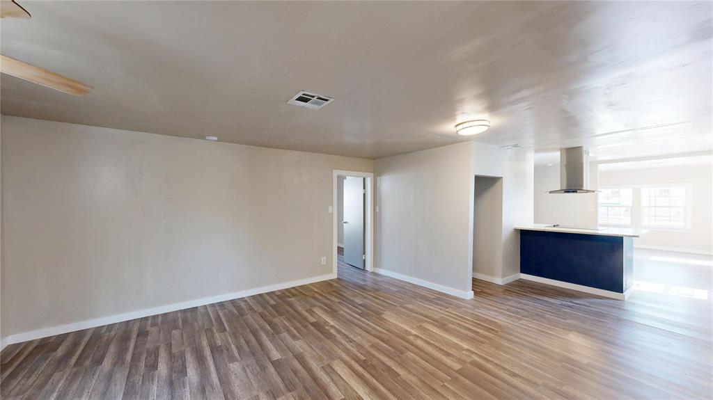1305 Nw 7th Avenue Property Photo 6