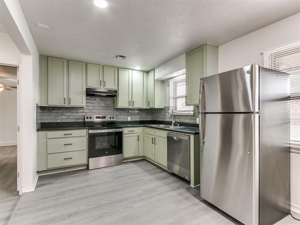 3705 N Donna Avenue Property Photo 16