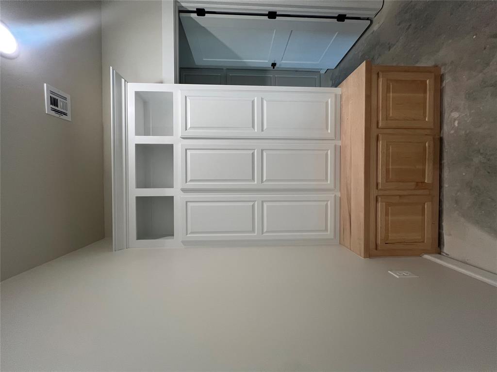 505 Blue Bird Lane Property Photo 7