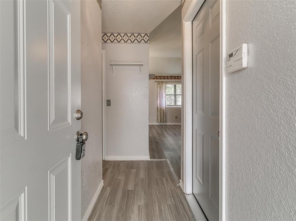 8708 E Parkridge Drive Property Photo 6