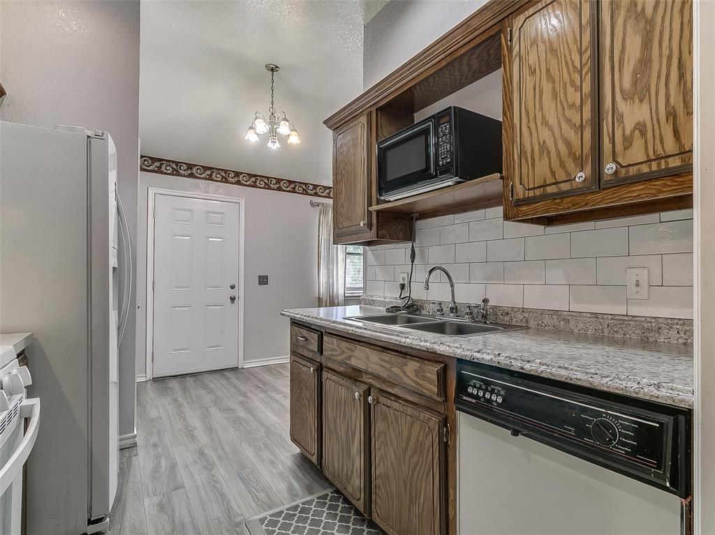 8708 E Parkridge Drive Property Photo 16