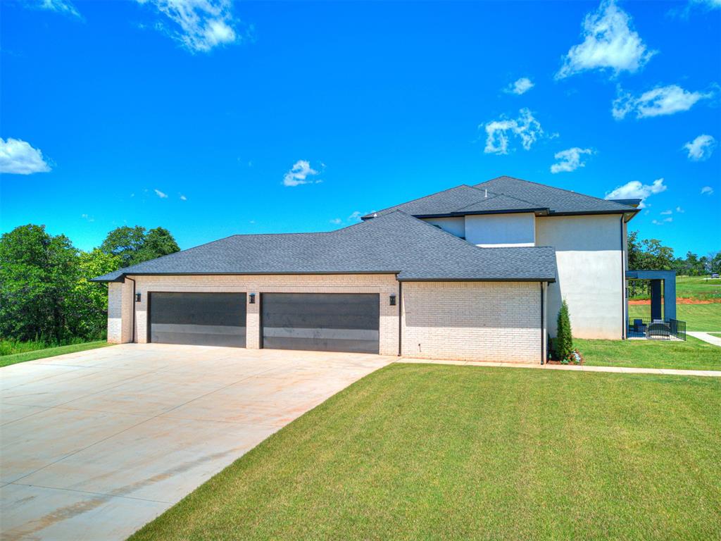 18333 Chelsea Circle Property Photo 3