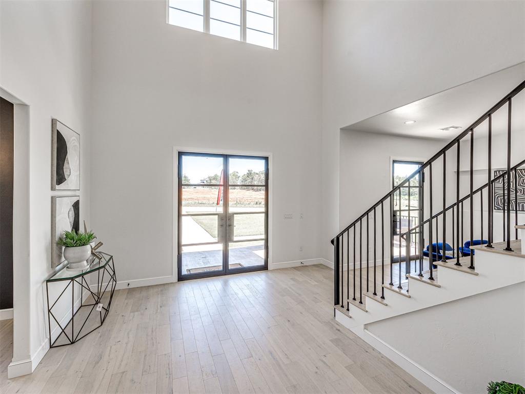 18333 Chelsea Circle Property Photo 6