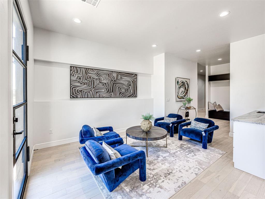 18333 Chelsea Circle Property Photo 8