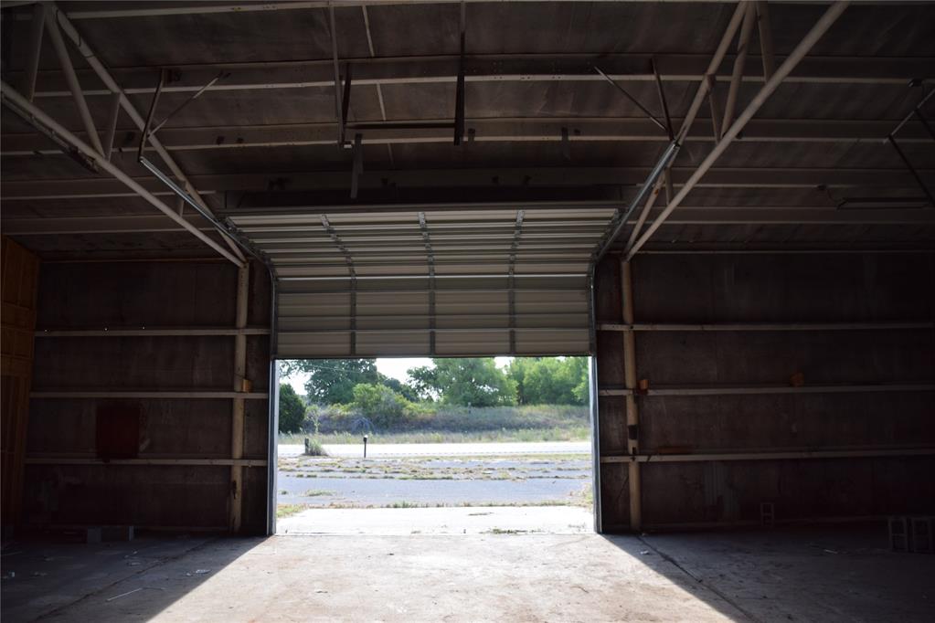 19096 N Us Highway 281 Highway Property Photo 10