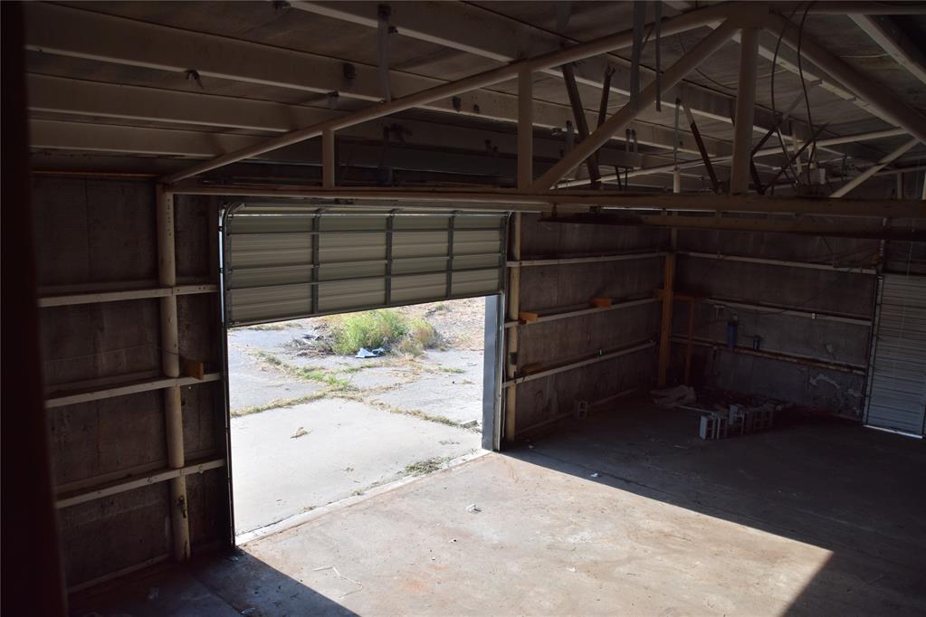 19096 N Us Highway 281 Highway Property Photo 16