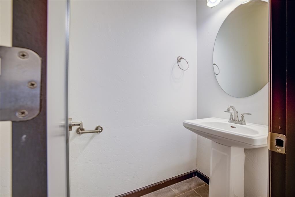 3911 Black Mesa Road Property Photo 29