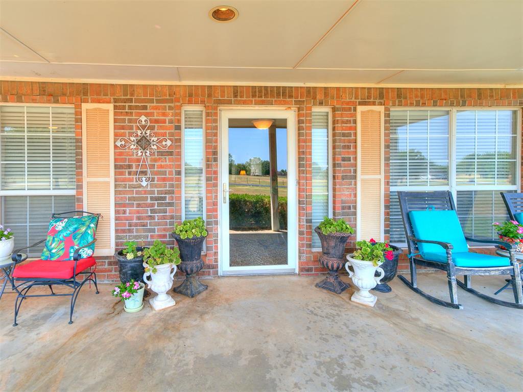 5401 Castle Ridge Drive Property Photo 12