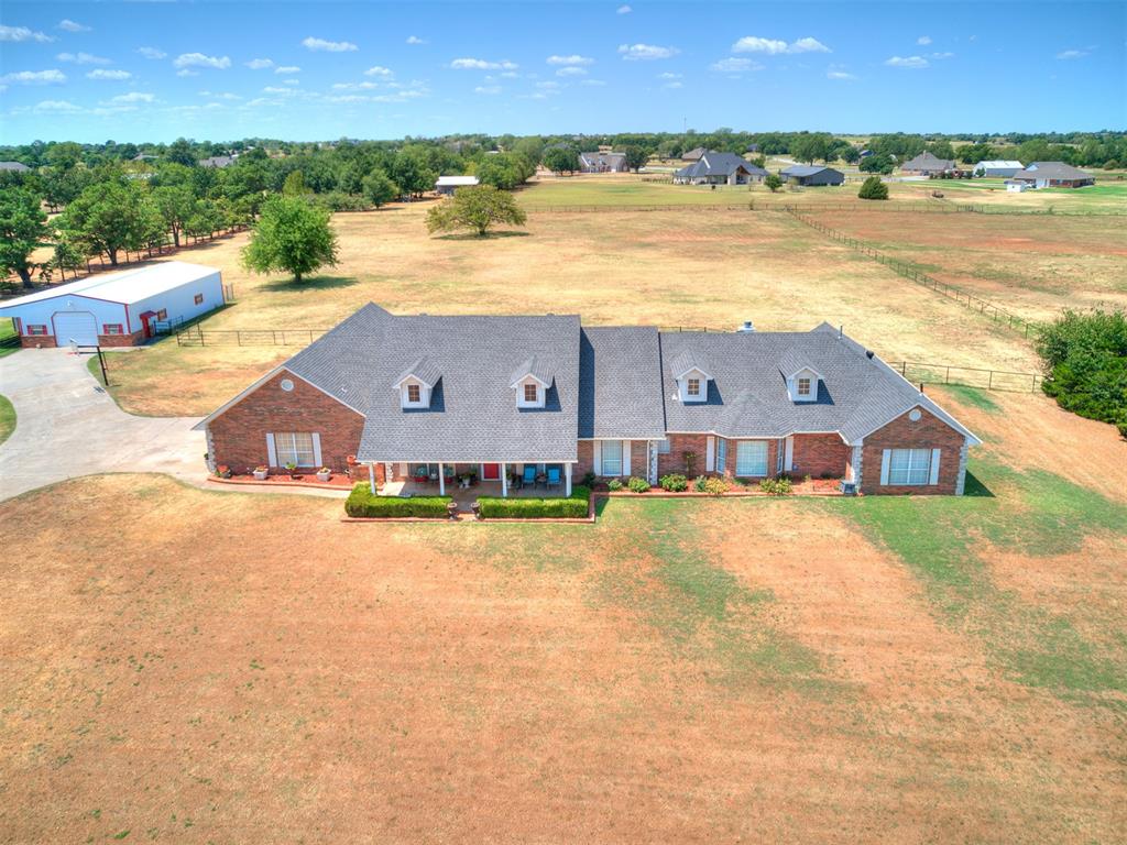 5401 Castle Ridge Drive Property Photo 15