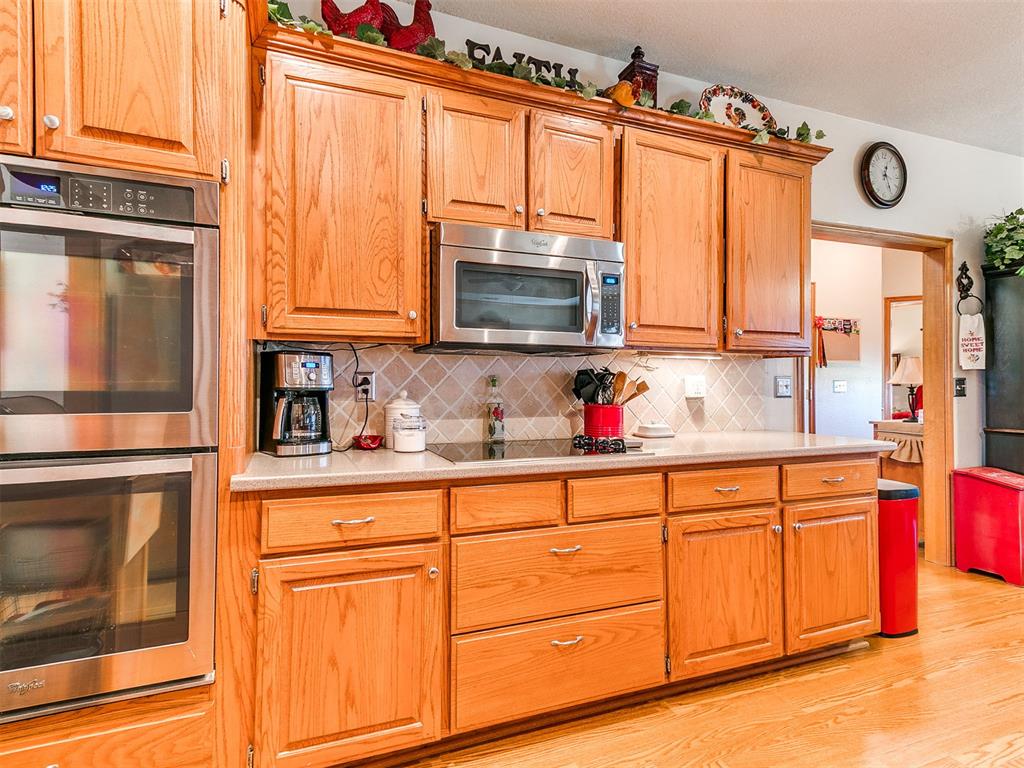 5401 Castle Ridge Drive Property Photo 29