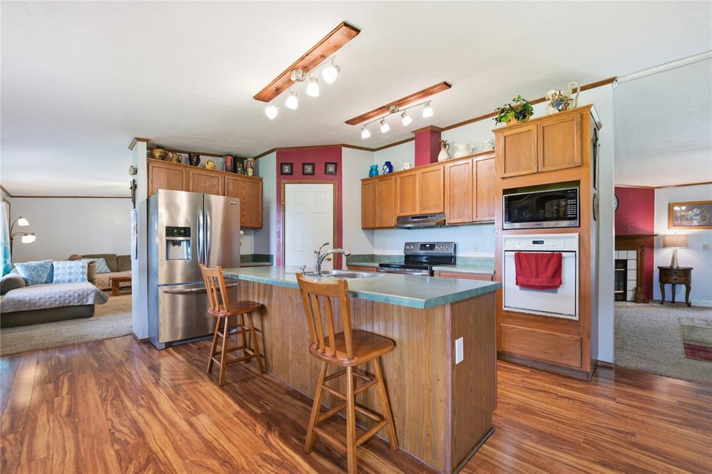 3780 E Seward Road Property Photo 12