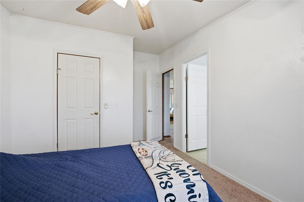 3780 E Seward Road Property Photo 23