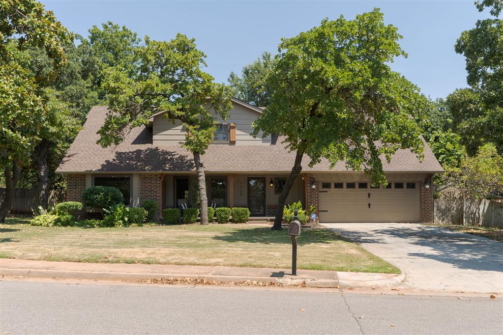 1709 Thunderbird Boulevard Property Photo 1
