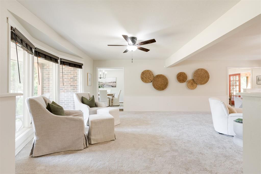 1709 Thunderbird Boulevard Property Photo 5