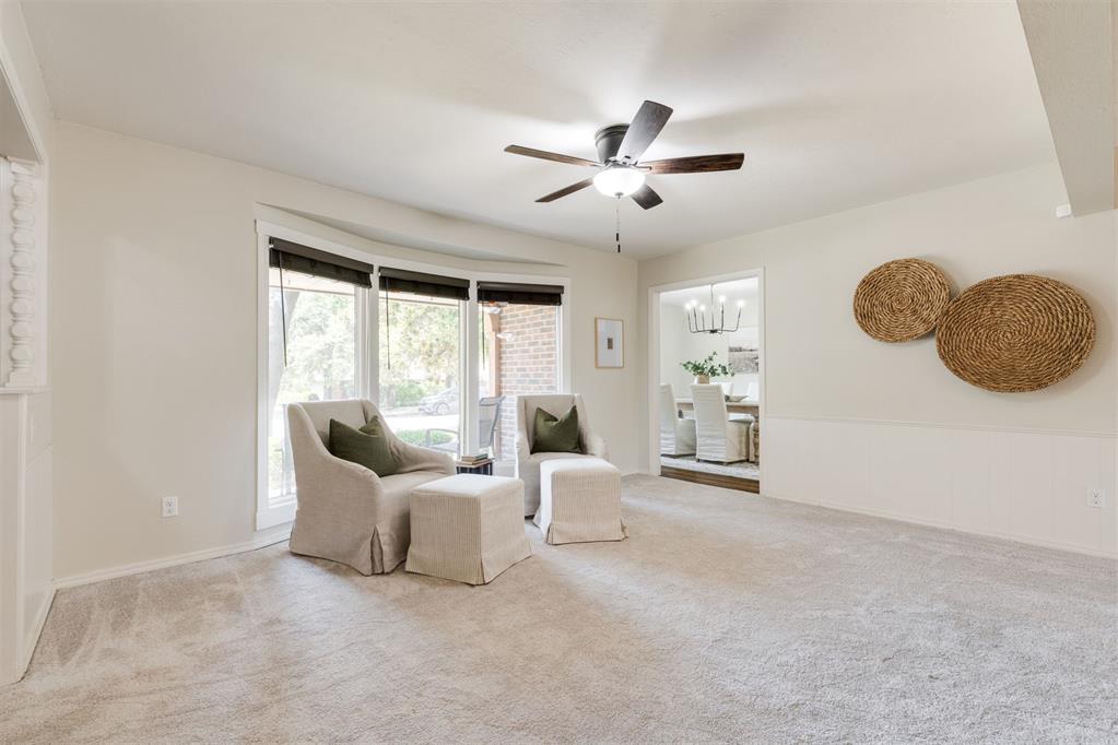 1709 Thunderbird Boulevard Property Photo 6