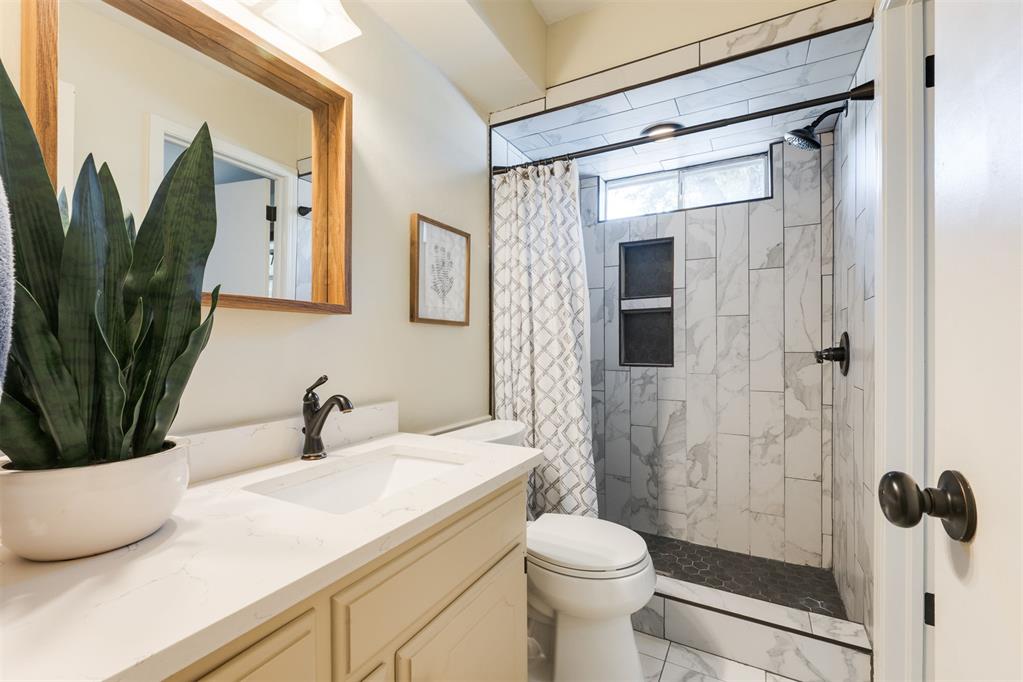 1709 Thunderbird Boulevard Property Photo 33