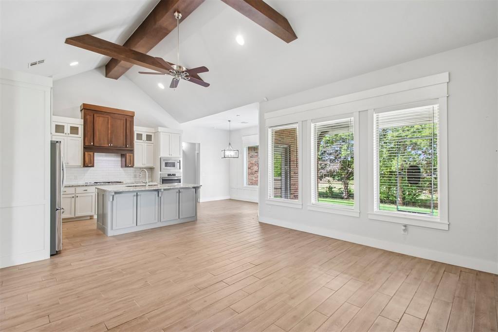 1302 Pebble Pond Drive Property Photo 8
