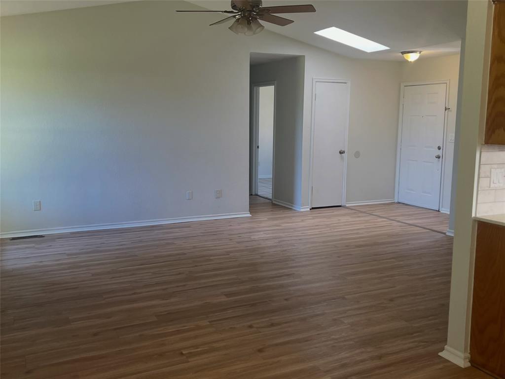 2123 Teresa Drive Property Photo 2