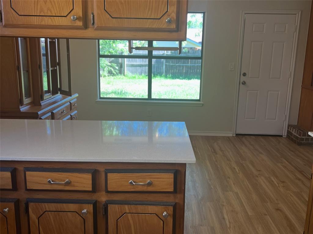2123 Teresa Drive Property Photo 4
