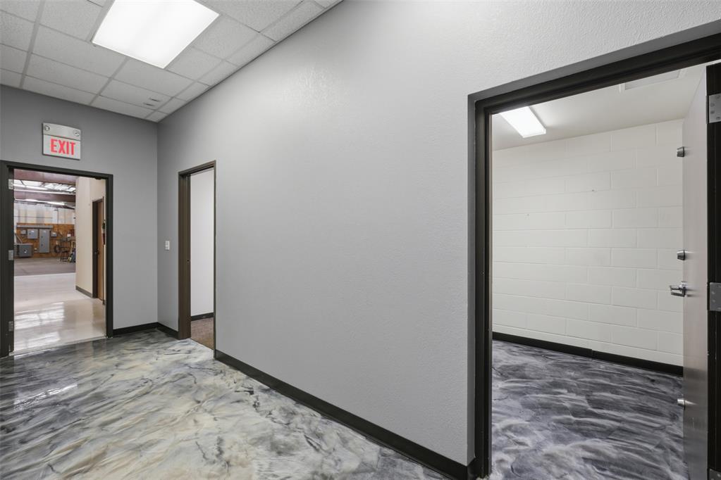 7820 Nw 39th Expressway Property Photo 17
