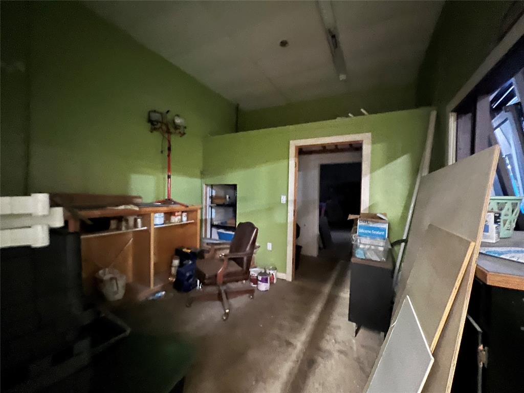212 W Main Street Property Photo 37