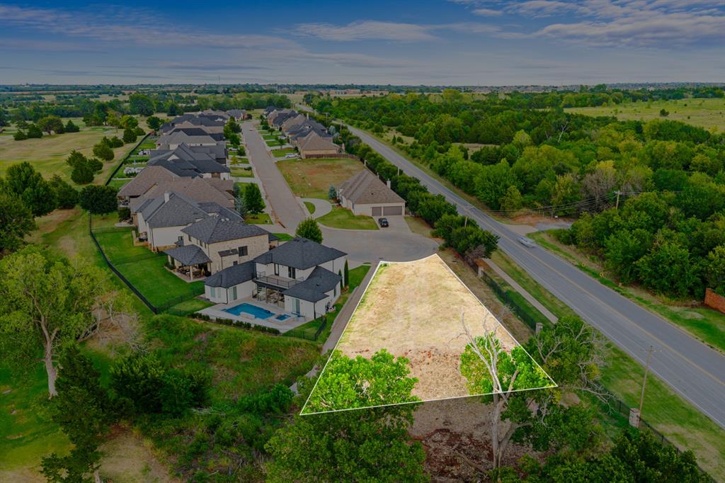 465 Saint Claire Drive Property Photo 24