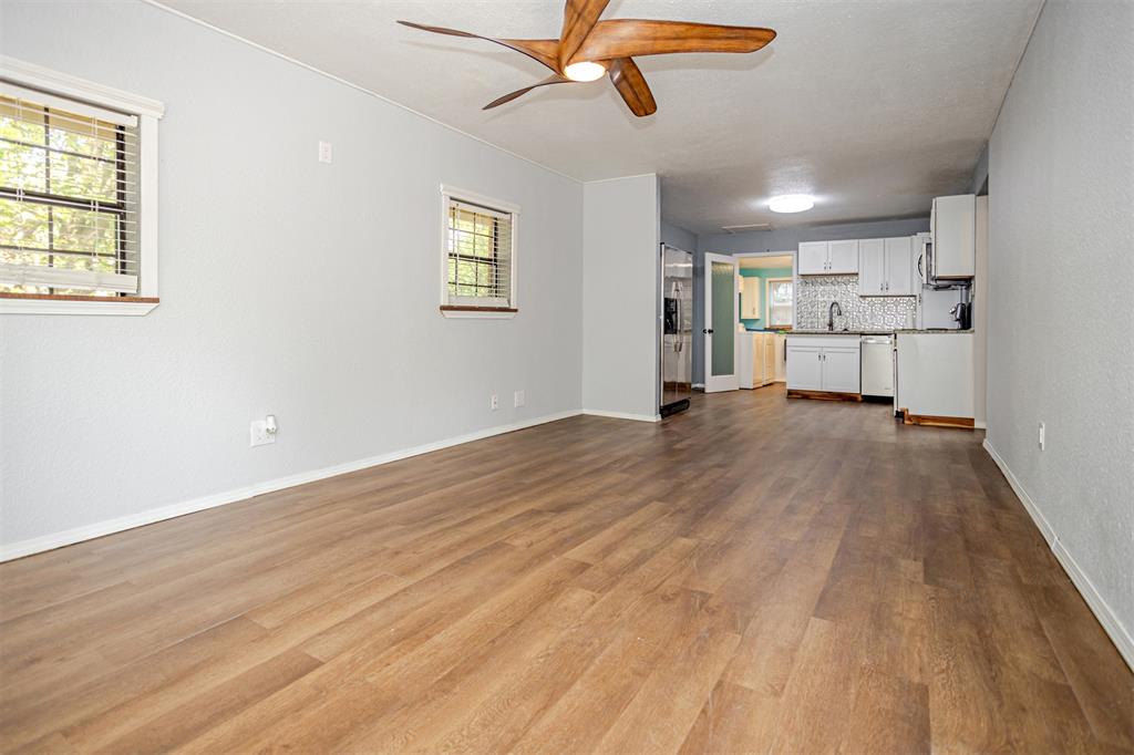 1310 E Parker Street Property Photo 4