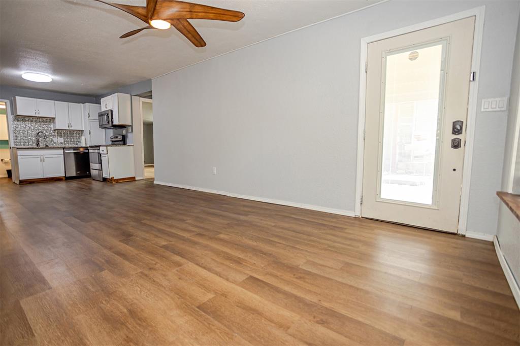 1310 E Parker Street Property Photo 5