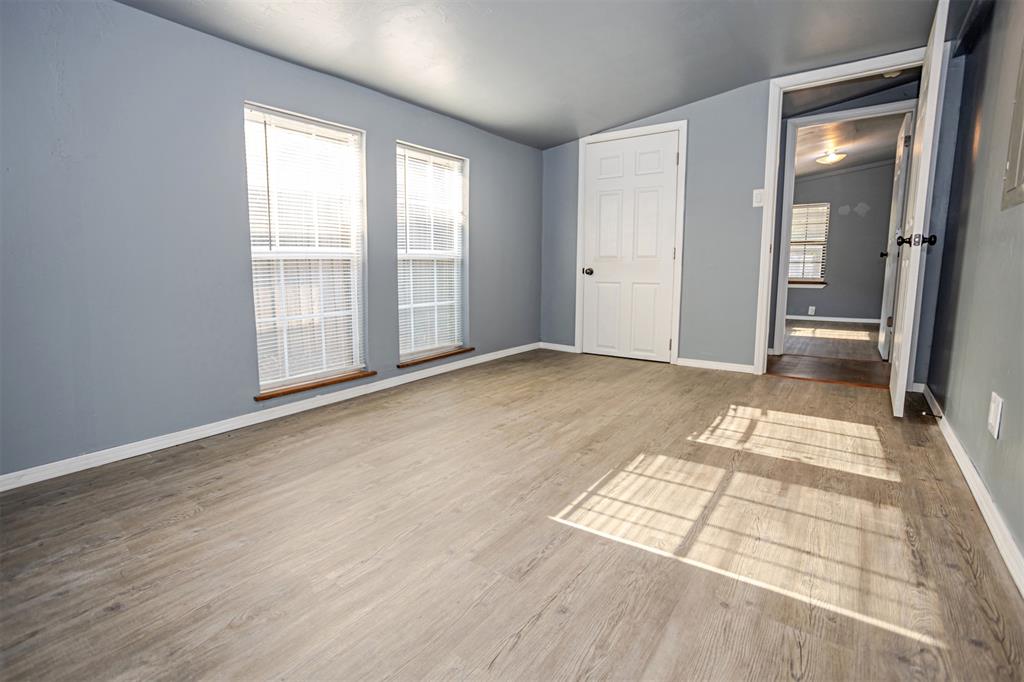 1310 E Parker Street Property Photo 22