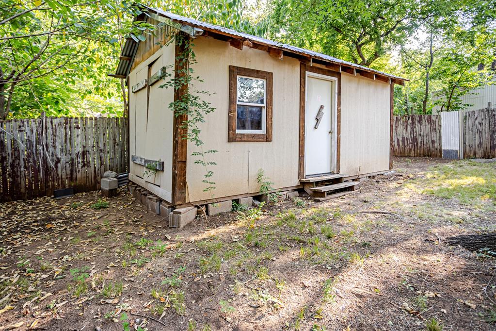 1310 E Parker Street Property Photo 31