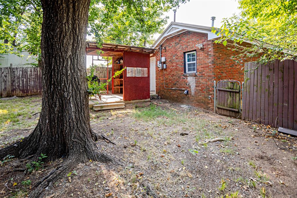 1310 E Parker Street Property Photo 32
